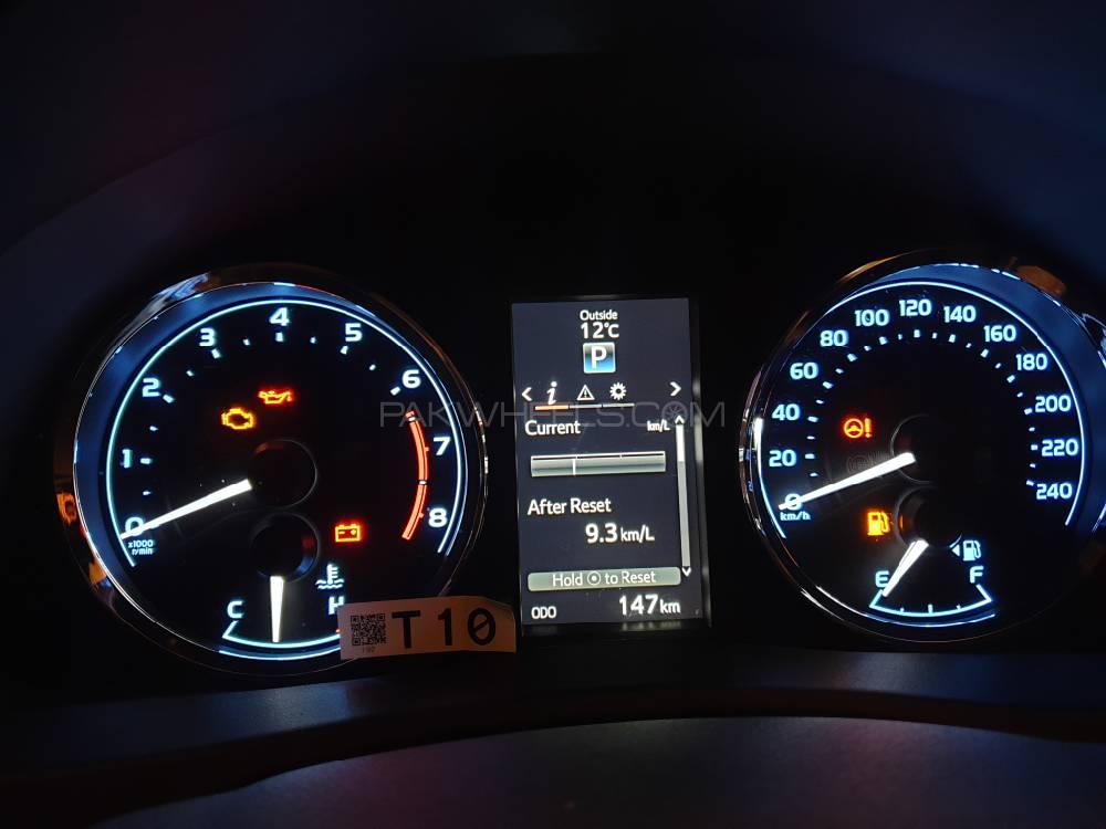 Toyota Corolla 2021 for Sale in Lahore Toyota Corolla 2021 for Sale in Lahore Image-7