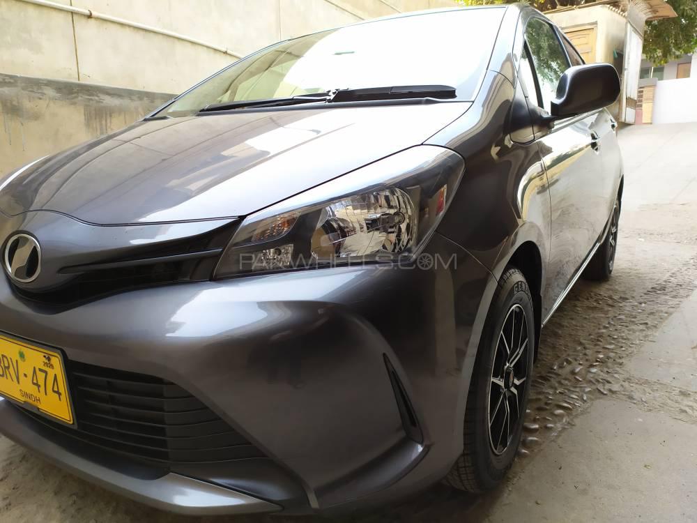 Toyota Vitz 2016 for Sale in Karachi Image-1