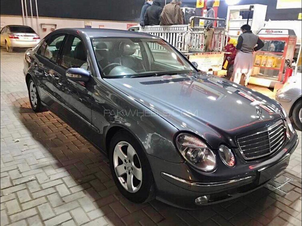 Mercedes Benz E Class 2006 for Sale in Islamabad Image-1