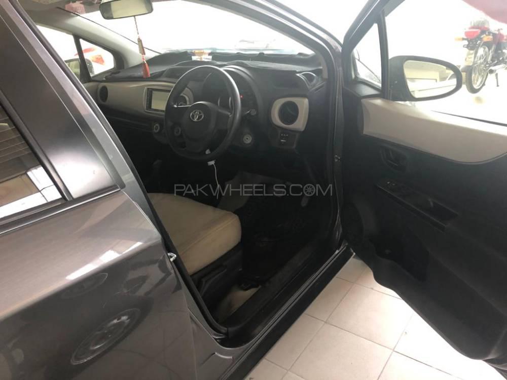 Toyota Vitz 2014 for Sale in Karachi Toyota Vitz 2014 for Sale in Karachi Image-7