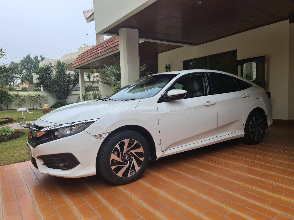 Honda Civic 2017 for Sale in Lahore Image-1