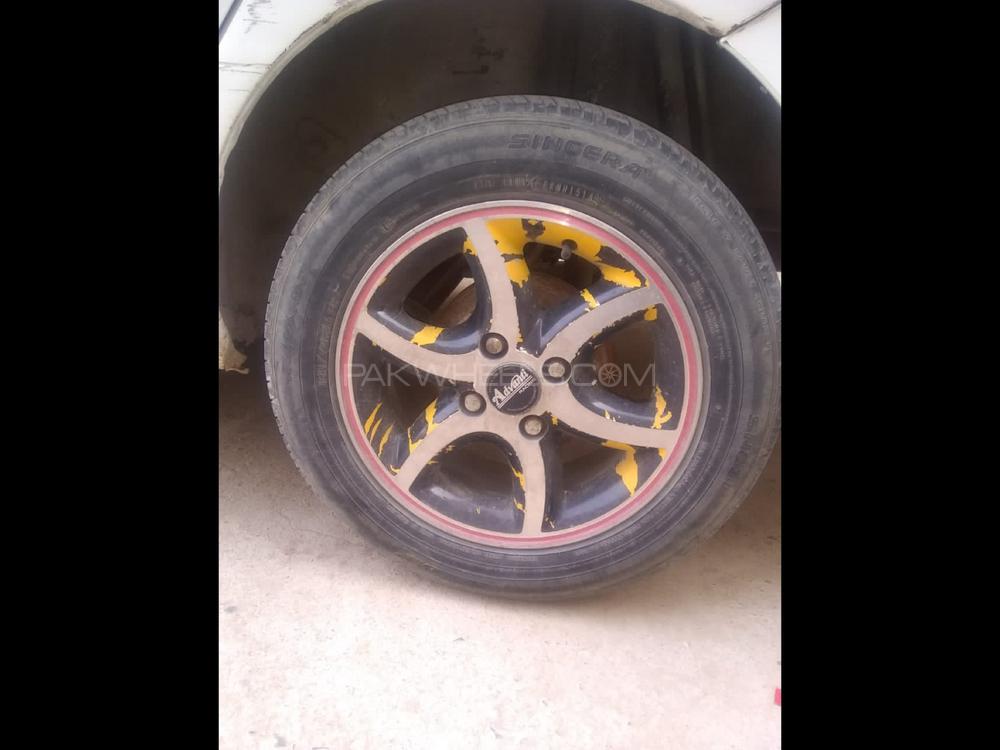 Toyota Platz 2004 for Sale in Karachi Toyota Platz 2004 for Sale in Karachi Image-13