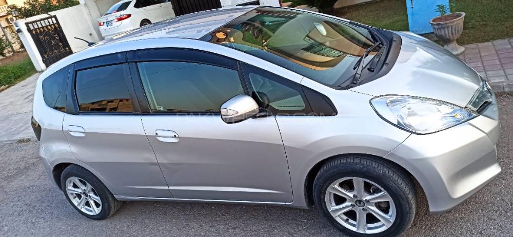Honda Fit 2011 for Sale in Islamabad Honda Fit 2011 for Sale in Islamabad Image-2