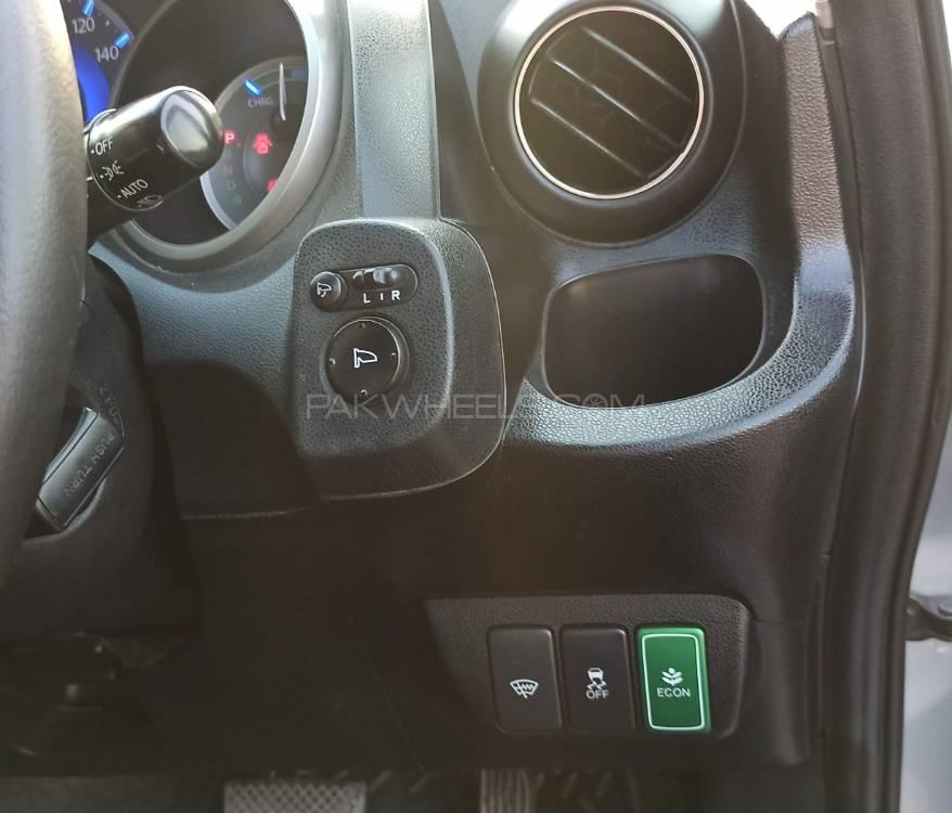 Honda Fit 2011 for Sale in Islamabad Honda Fit 2011 for Sale in Islamabad Image-11