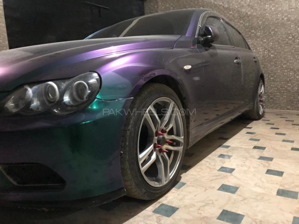 Toyota Mark X - 2005  Toyota Mark X - 2005  Image-2