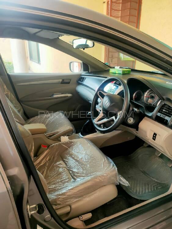 ہونڈا سٹی 2014 for Sale in ملتان ہونڈا سٹی 2014 for Sale in ملتان Image-9