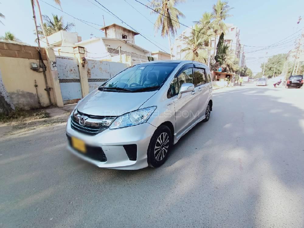 Honda Freed 2014 for Sale in Karachi Image-1