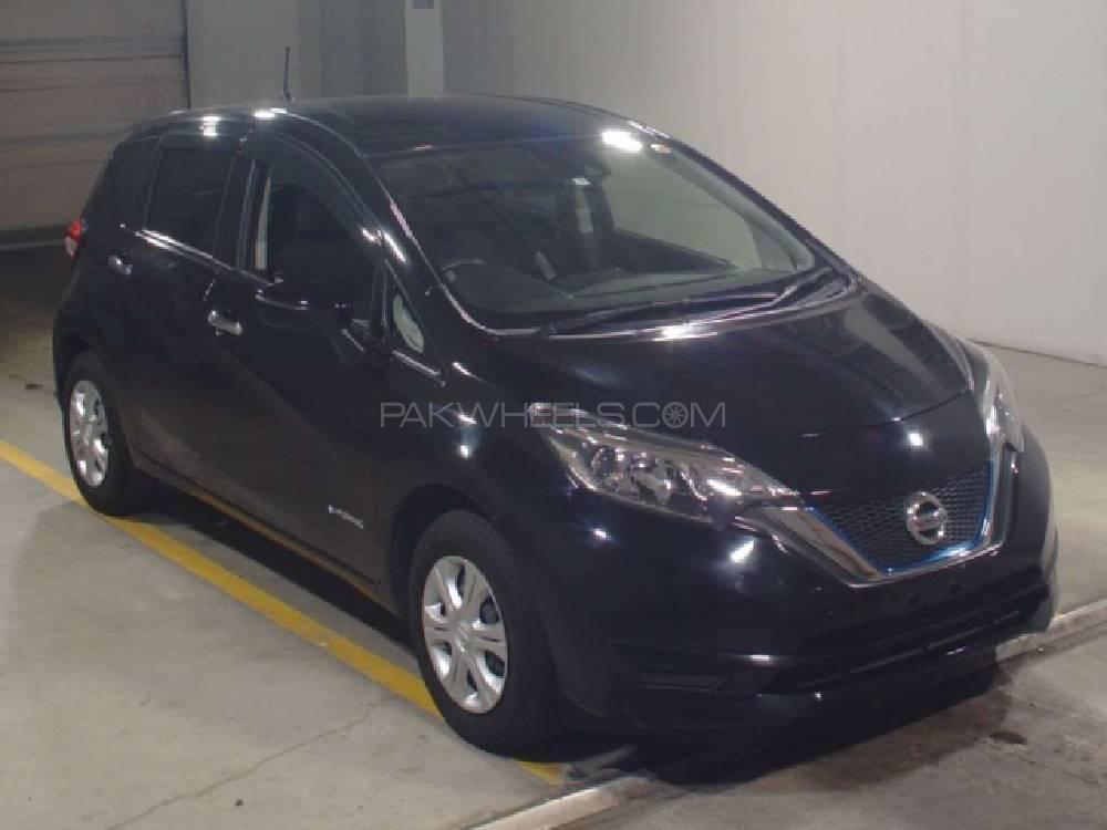 Nissan Note 2017 for Sale in Lahore Image-1