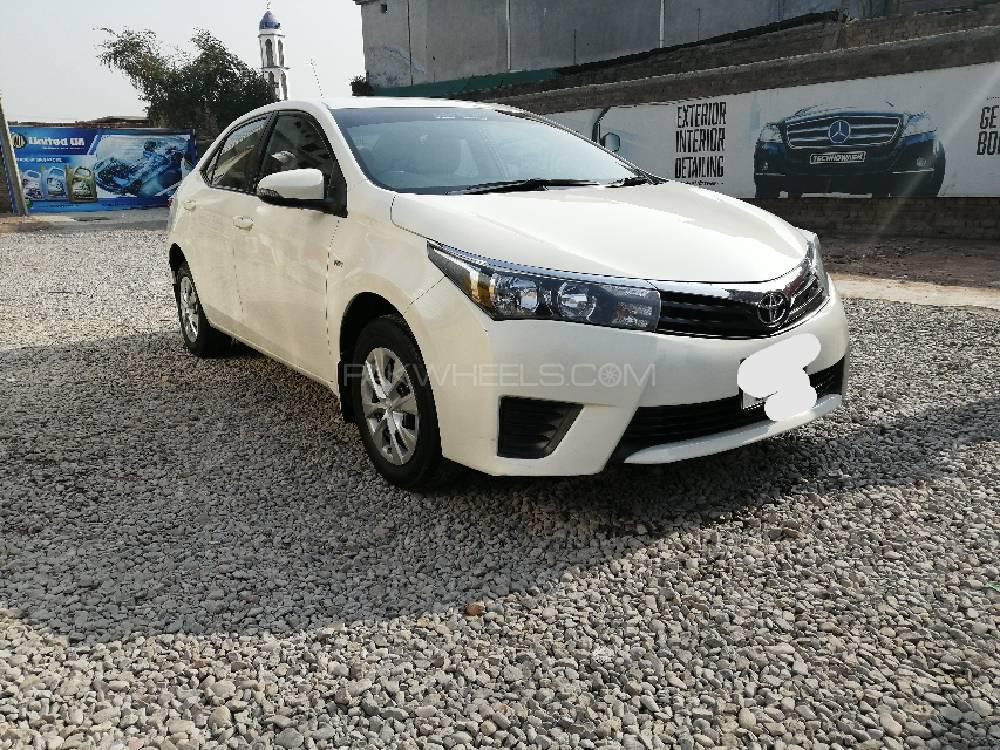 Toyota Corolla 2017 for Sale in Peshawar Image-1