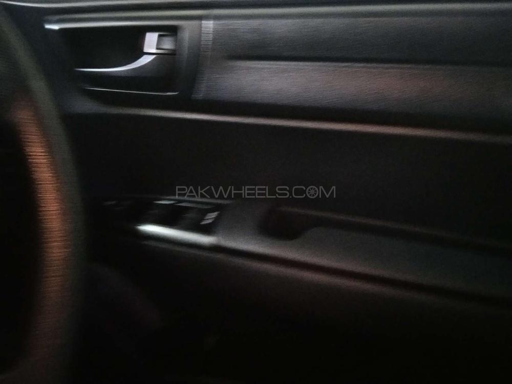 Toyota Corolla Fielder 2015 for Sale in Karachi Toyota Corolla Fielder 2015 for Sale in Karachi Image-7