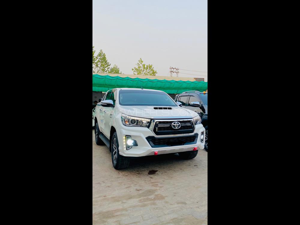 ٹویوٹا ہائیلکس 2017 for Sale in پشاور Image-1