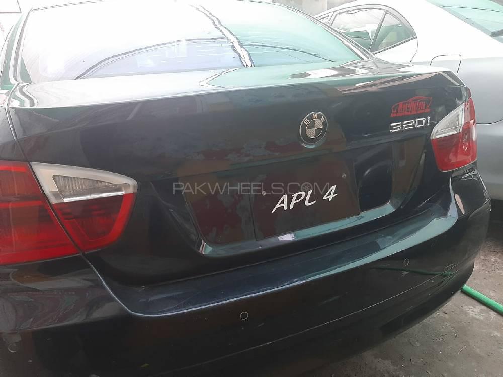 BMW 3 Series 2005 for Sale in Lahore BMW 3 Series 2005 for Sale in Lahore Image-2