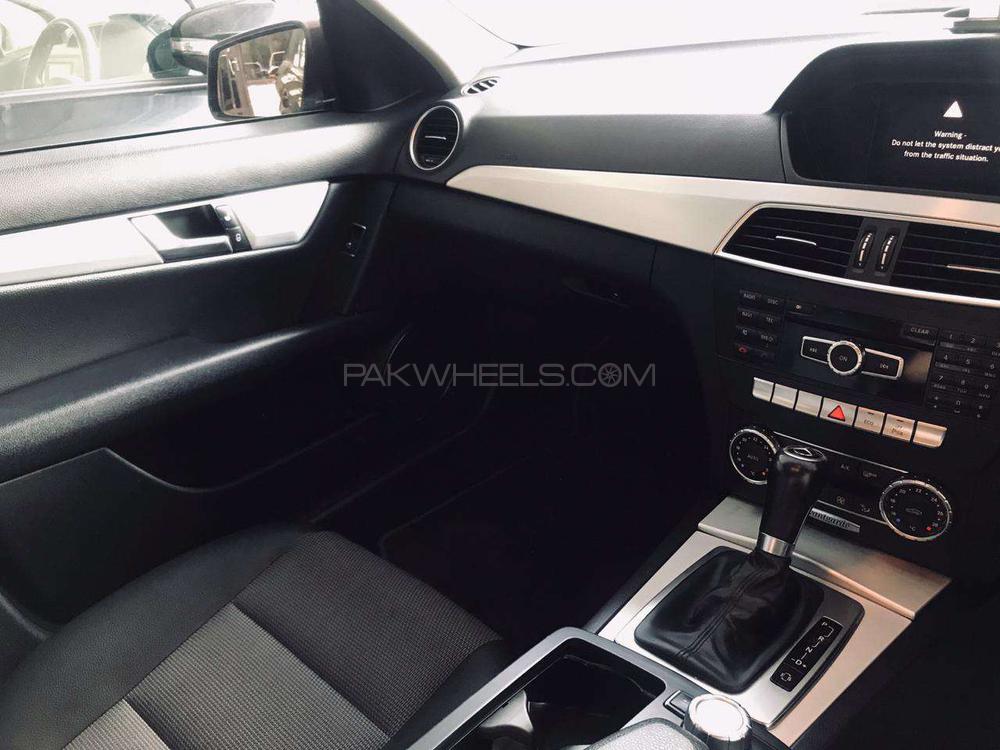 مرسڈیز بینز سی کلاس 2012 for Sale in لاہور مرسڈیز بینز سی کلاس 2012 for Sale in لاہور Image-9