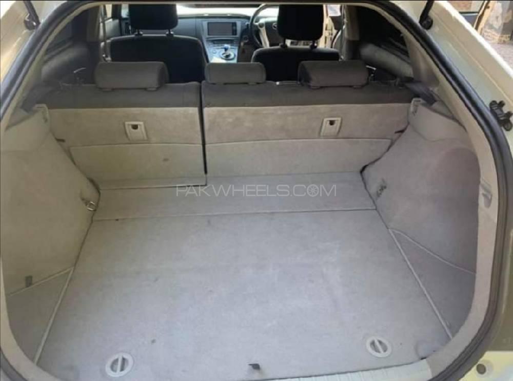 Toyota Prius 2010 for Sale in Lahore Toyota Prius 2010 for Sale in Lahore Image-17