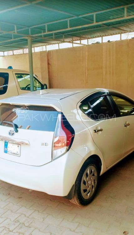 Toyota Aqua 2017 for Sale in Multan Image-1