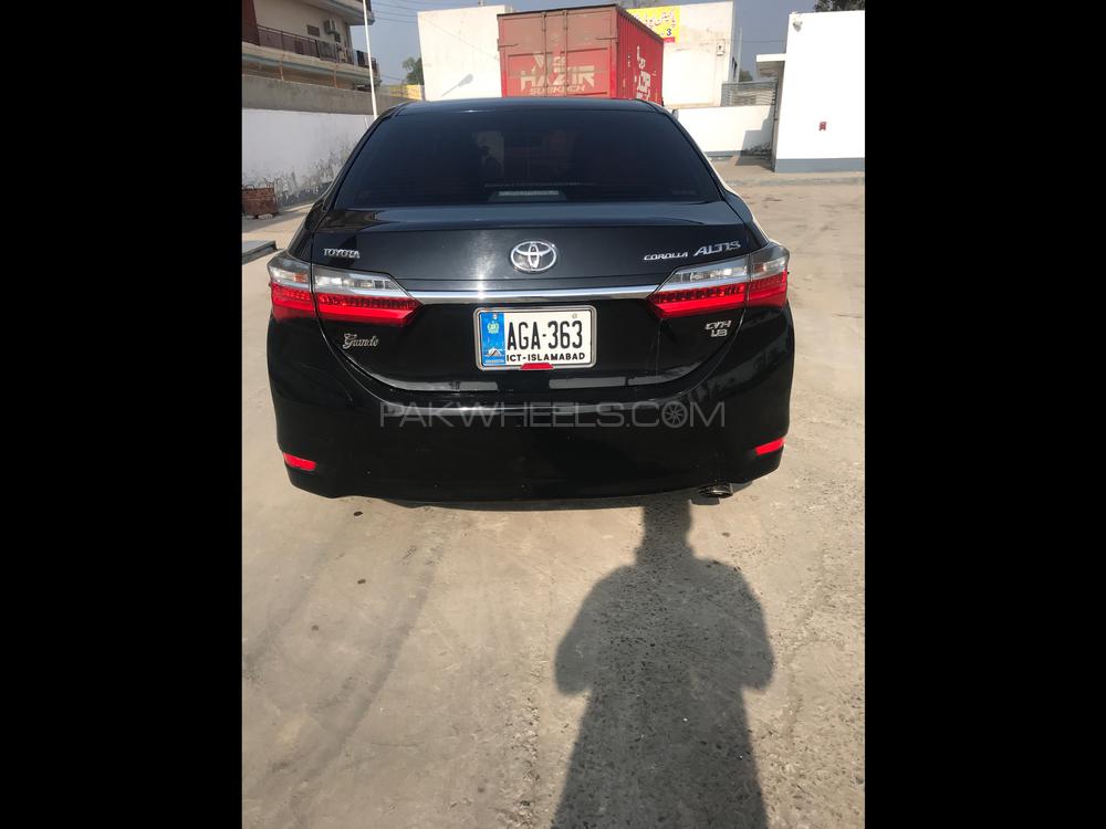 Toyota Corolla 2017 for Sale in Pak pattan sharif Toyota Corolla 2017 for Sale in Pak pattan sharif Image-4
