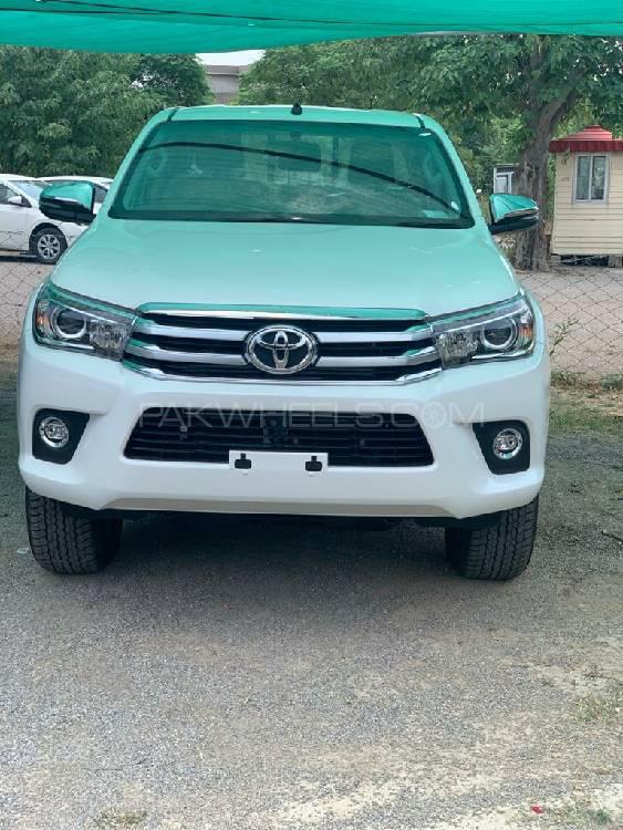 Toyota Hilux 2021 for Sale in Islamabad Image-1
