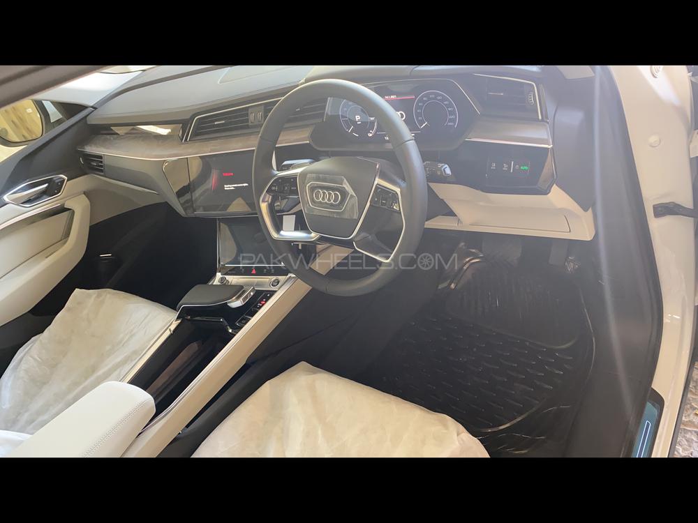 آوڈی ای-ٹران 2021 for Sale in کراچی آوڈی ای-ٹران 2021 for Sale in کراچی Image-2