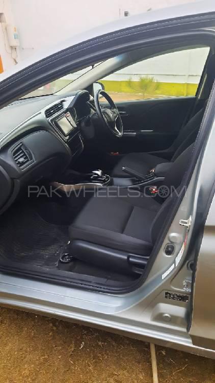 ہونڈا گریس ہائبرڈ 2015 for Sale in مردان ہونڈا گریس ہائبرڈ 2015 for Sale in مردان Image-12