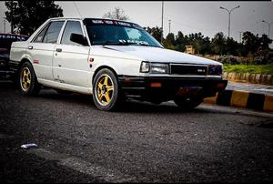 Nissan Sunny - 1989