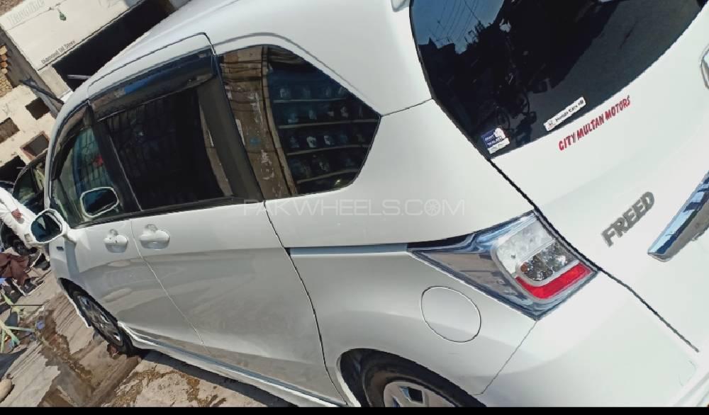 Honda Freed 2014 for Sale in Lahore Honda Freed 2014 for Sale in Lahore Image-10