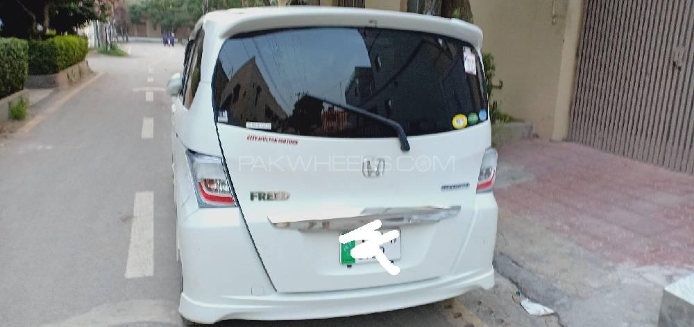 Honda Freed 2014 for Sale in Lahore Honda Freed 2014 for Sale in Lahore Image-5
