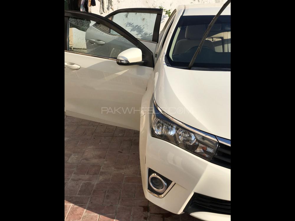 ٹویوٹا کرولا 2017 for Sale in اٹک ٹویوٹا کرولا 2017 for Sale in اٹک Image-4