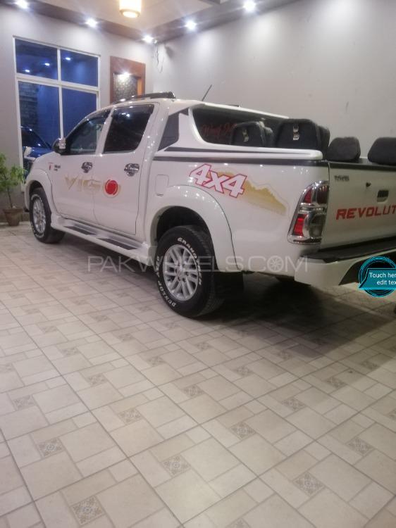 Toyota Hilux 2014 for Sale in Faisalabad Image-1