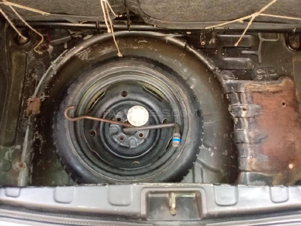 Toyota Vitz 2002 for Sale in Swabi Toyota Vitz 2002 for Sale in Swabi Image-13