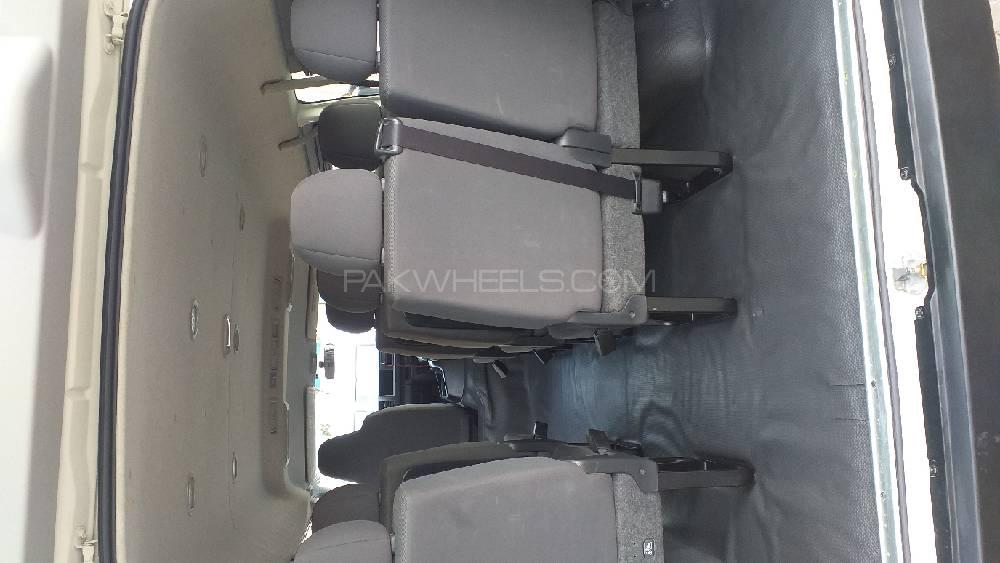ٹویوٹا ہائی ایس 2015 for Sale in اٹک ٹویوٹا ہائی ایس 2015 for Sale in اٹک Image-5