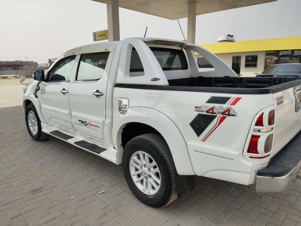 ٹویوٹا ہائیلکس 2012 for Sale in ملتان ٹویوٹا ہائیلکس 2012 for Sale in ملتان Image-5