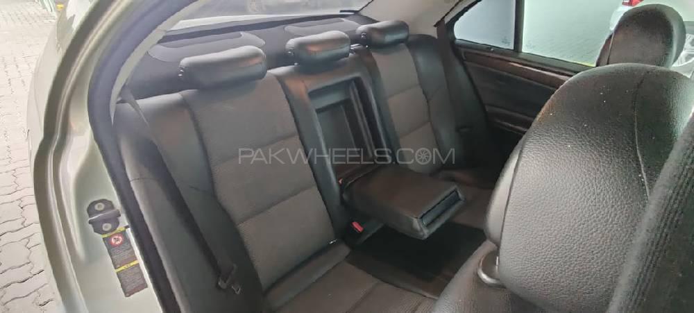 Mercedes Benz C Class 2006 for Sale in Lahore Mercedes Benz C Class 2006 for Sale in Lahore Image-11
