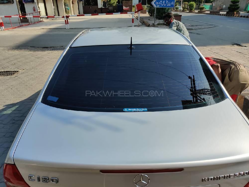 Mercedes Benz C Class 2006 for Sale in Lahore Mercedes Benz C Class 2006 for Sale in Lahore Image-9