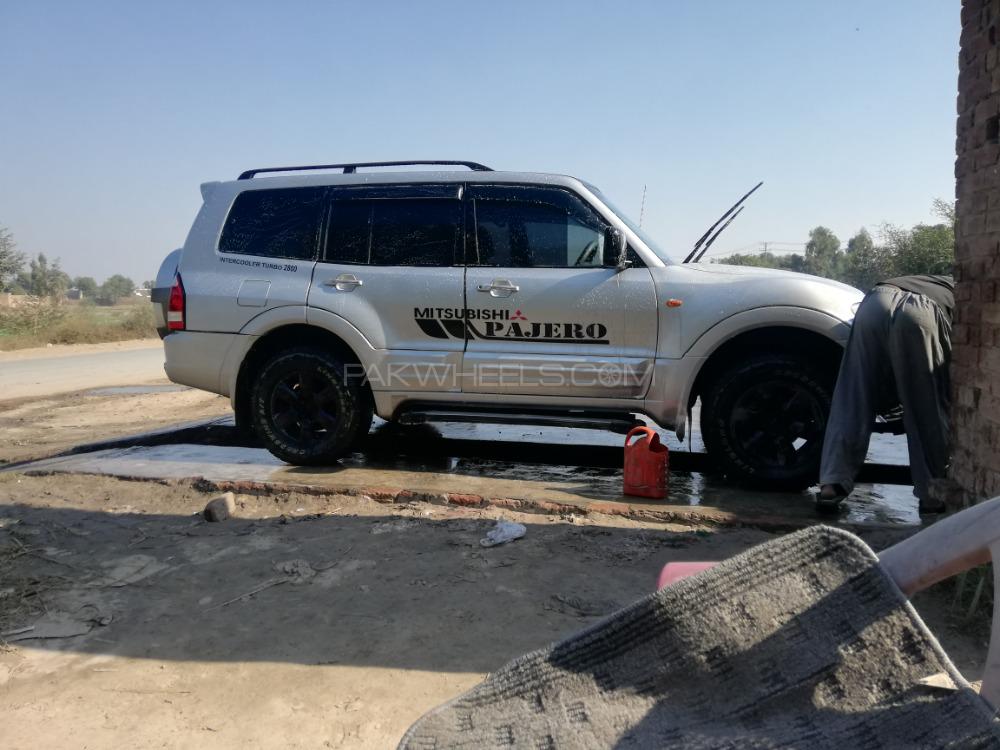 Mitsubishi Pajero 2001 for Sale in Chichawatni Image-1