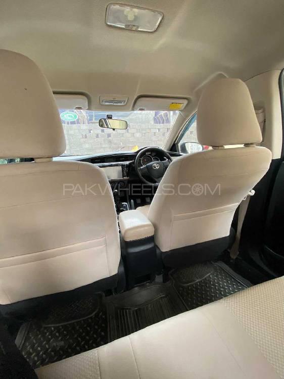 Toyota Corolla 2015 for Sale in Peshawar Toyota Corolla 2015 for Sale in Peshawar Image-8
