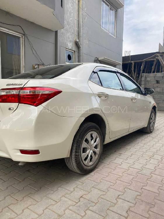 Toyota Corolla 2015 for Sale in Peshawar Toyota Corolla 2015 for Sale in Peshawar Image-5