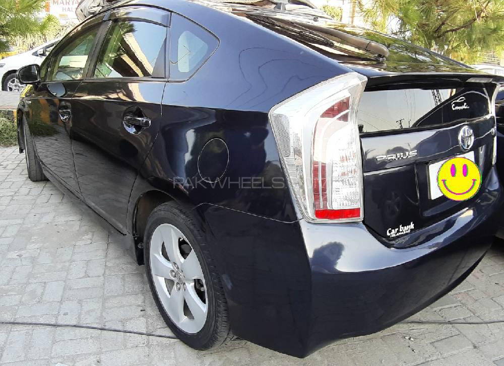 Toyota Prius 2011 for Sale in Rawalpindi Image-1