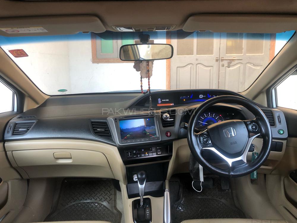 Honda Civic 2015 for Sale in Rawalpindi Honda Civic 2015 for Sale in Rawalpindi Image-8