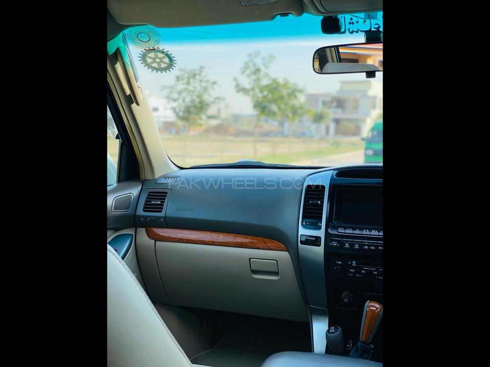 ٹویوٹا پراڈو 2004 for Sale in اسلام آباد ٹویوٹا پراڈو 2004 for Sale in اسلام آباد Image-9