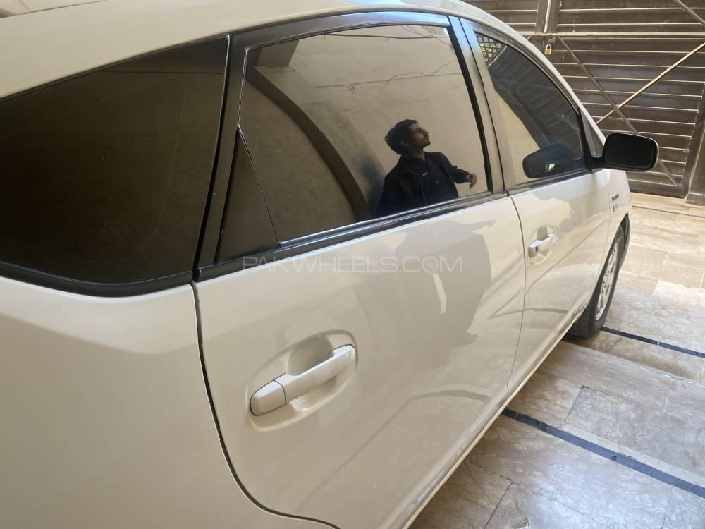 Toyota Prius 2011 for Sale in Peshawar Toyota Prius 2011 for Sale in Peshawar Image-6