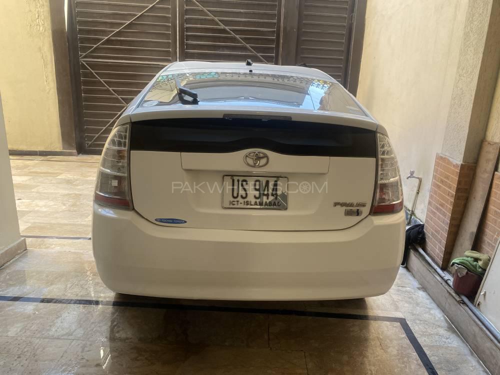 Toyota Prius 2011 for Sale in Peshawar Toyota Prius 2011 for Sale in Peshawar Image-8
