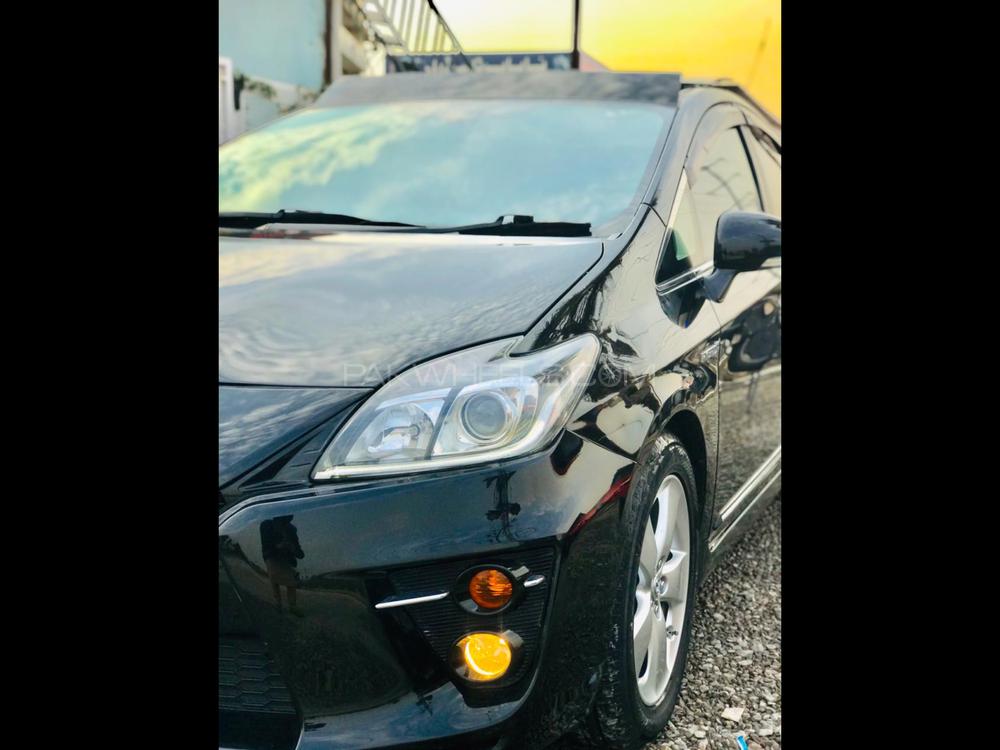 Toyota Prius 2010 for Sale in Peshawar Toyota Prius 2010 for Sale in Peshawar Image-6