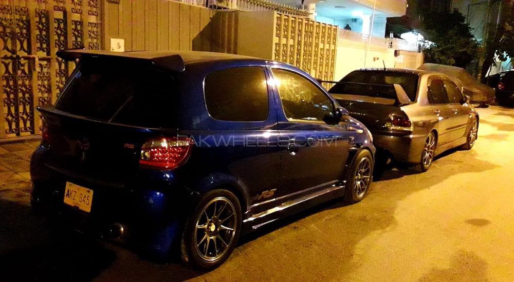 Toyota Vitz - 2004  Toyota Vitz - 2004  Image-6