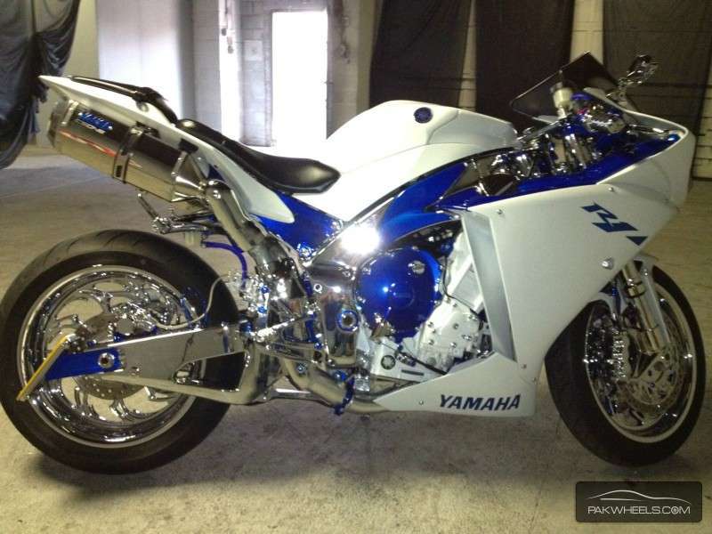 Yamaha YZF-R1 2010 for Sale Image-1
