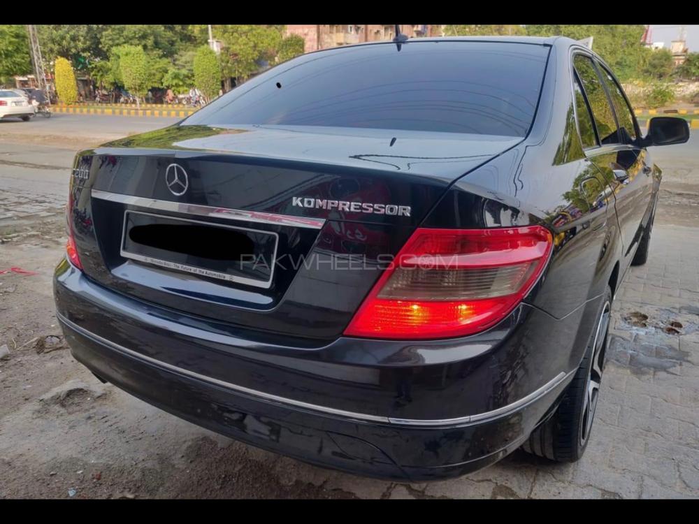 Mercedes Benz C Class 2007 for Sale in Lahore Mercedes Benz C Class 2007 for Sale in Lahore Image-11