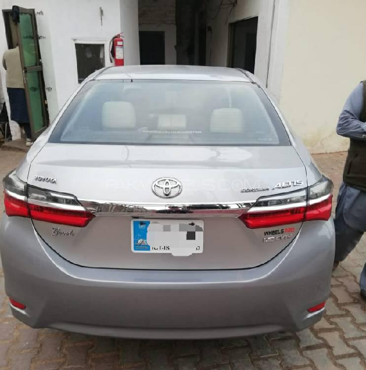 Toyota Corolla 2014 for Sale in Peshawar Toyota Corolla 2014 for Sale in Peshawar Image-2