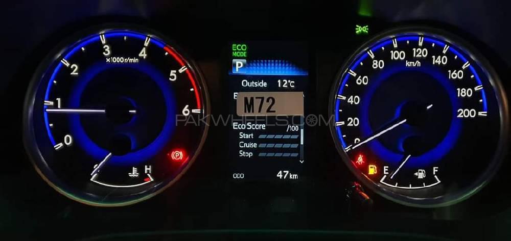 Toyota Hilux 2021 for Sale in Peshawar Toyota Hilux 2021 for Sale in Peshawar Image-11