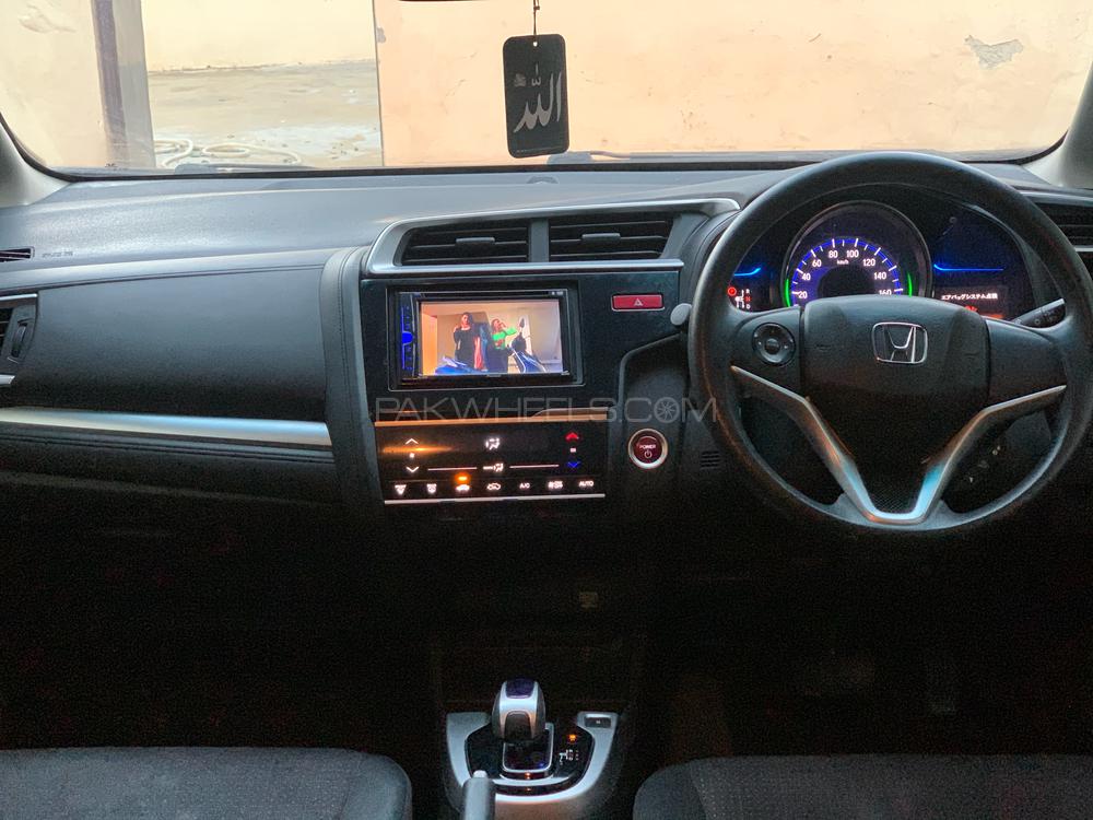 Honda Fit 2014 for Sale in Fateh Jang Honda Fit 2014 for Sale in Fateh Jang Image-8