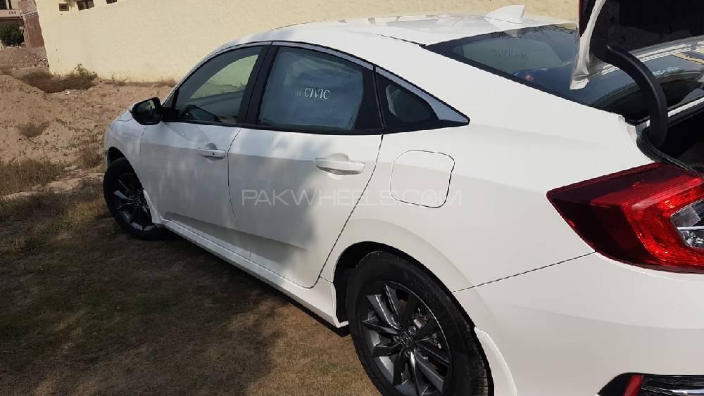 Honda Civic 2020 for Sale in Pir mahal Honda Civic 2020 for Sale in Pir mahal Image-16