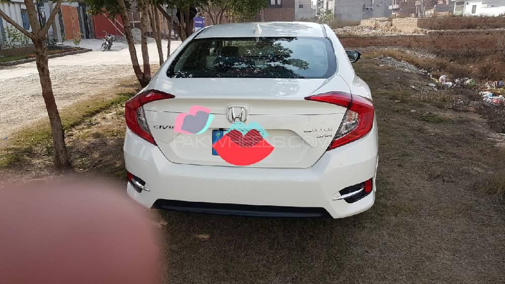 Honda Civic 2020 for Sale in Pir mahal Honda Civic 2020 for Sale in Pir mahal Image-11